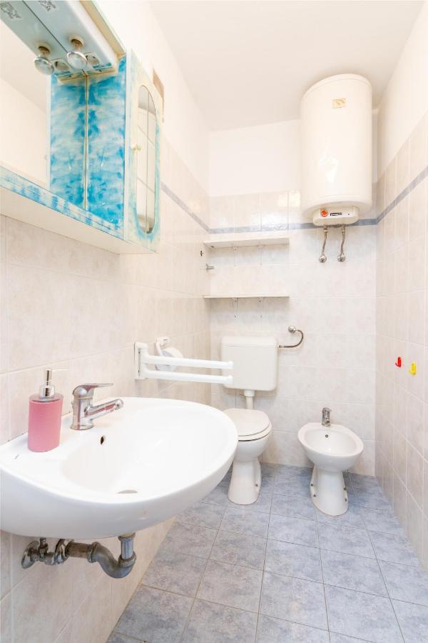 Apartment Buzet 17562A Eksteriør billede