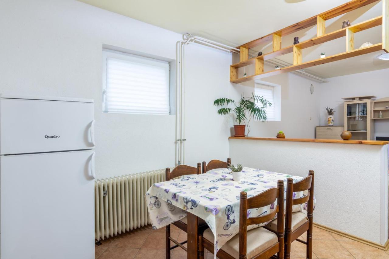 Apartment Buzet 17562A Eksteriør billede
