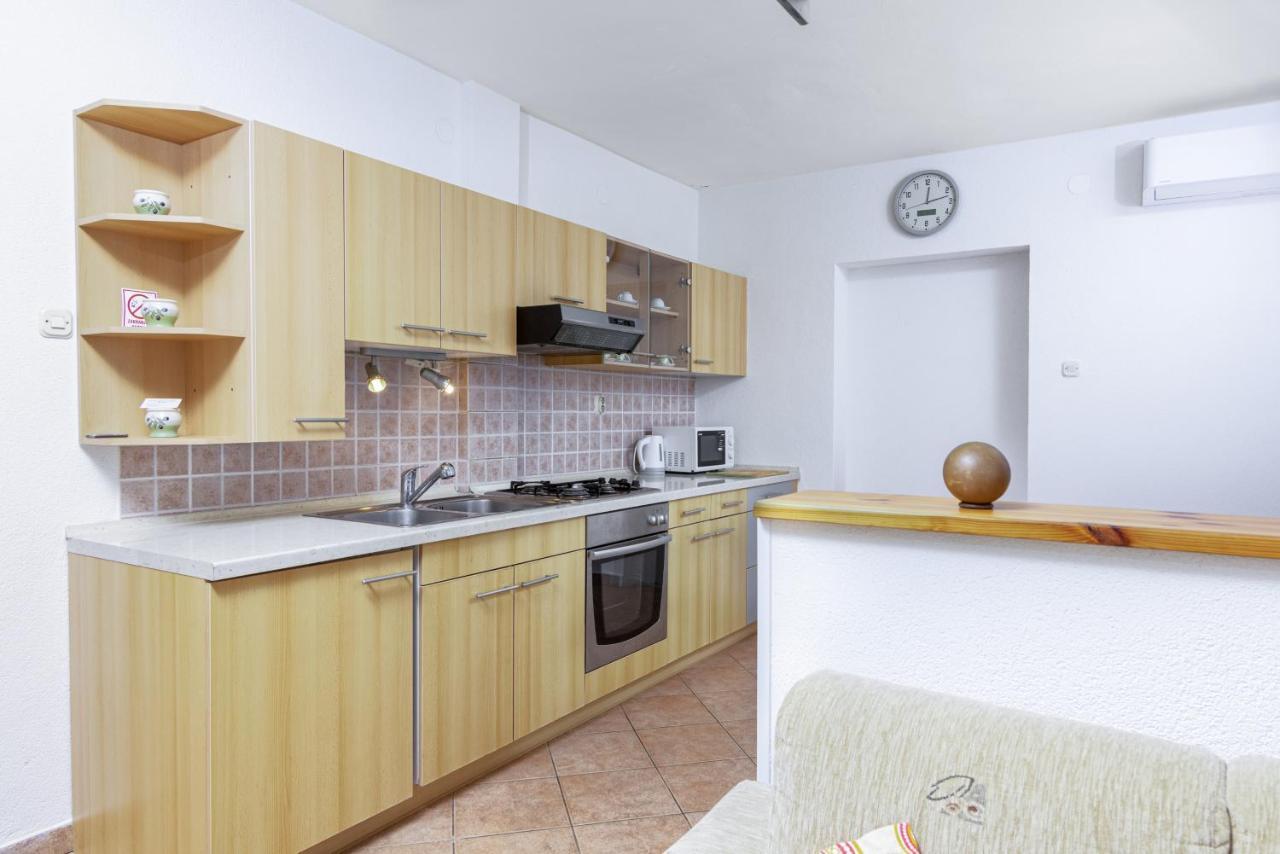 Apartment Buzet 17562A Eksteriør billede